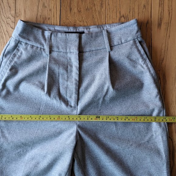 Express High Rise Lined Pleated Dress Pants Gray 2 2R Ankle Petite - Picture 4 of 9